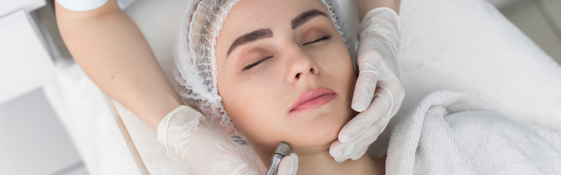 ¿Vale la pena estudiar estética profesional? Lo que necesitas saber thumbnail